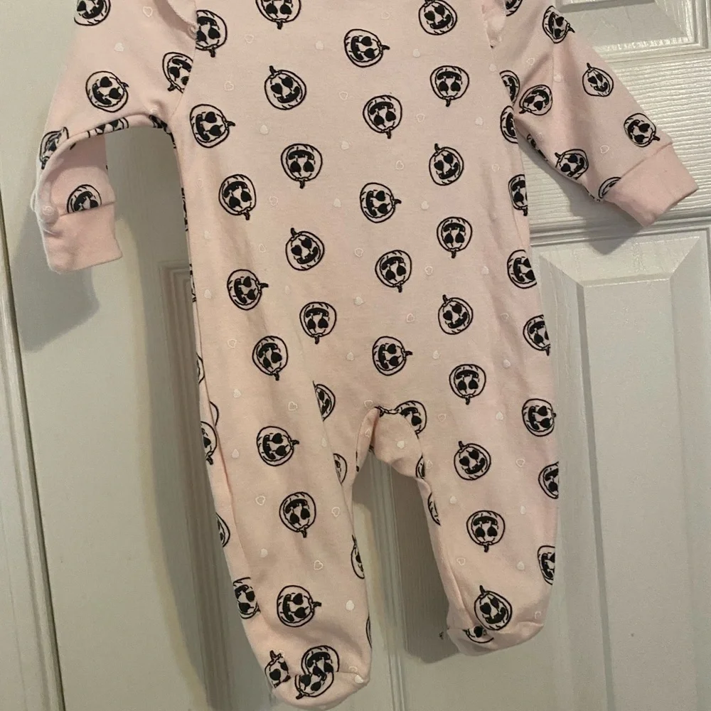 New Peanuts Snoopy Pumpkin Sleeper